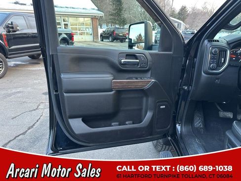 Used 2022 Chevrolet Silverado 2500 High Country w/ Z71 Off-Road Package image 15