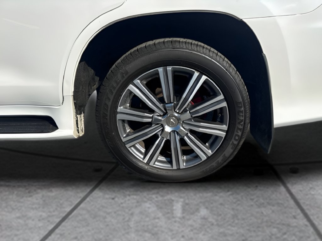 Used 2017 Lexus LX 570 4WD w/ Luxury Package image 32