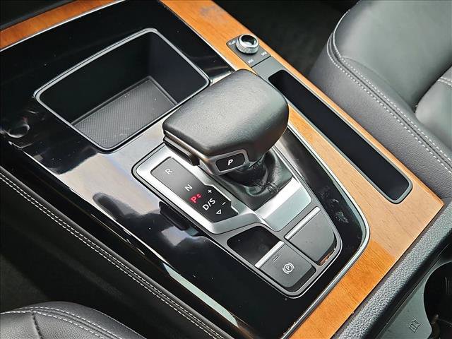 Used 2023 Audi Q5 2.0T Premium Plus w/ Premium Plus Package AWD/4WD image 12