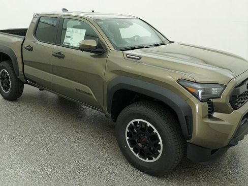 New 2026 Toyota Tacoma TRD Off-Road AWD/4WD image 10