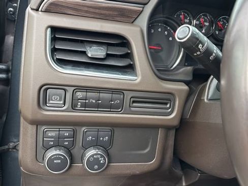 Used 2021 Chevrolet Tahoe Z71 image 21