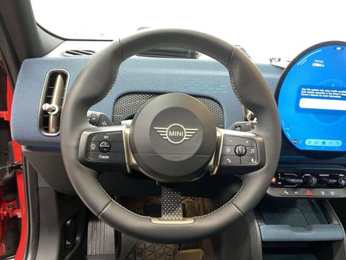 Used 2025 MINI Cooper Countryman SE w/ Comfort Package Max AWD/4WD image 15