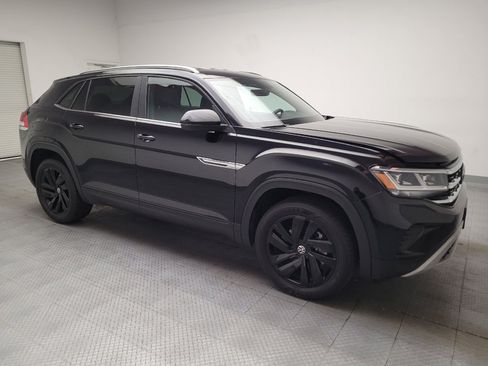 Used 2023 Volkswagen Atlas Cross Sport SE w/ Black Wheel Package FWD image 11