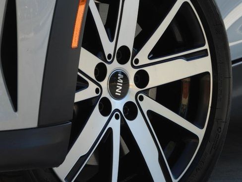 Used 2023 MINI Cooper S image 6