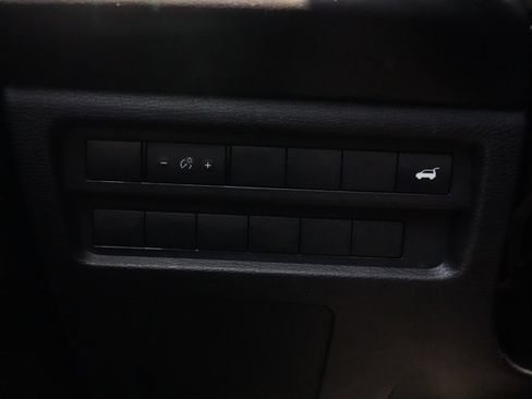 Used 2024 Mitsubishi Outlander SE AWD/4WD image 31