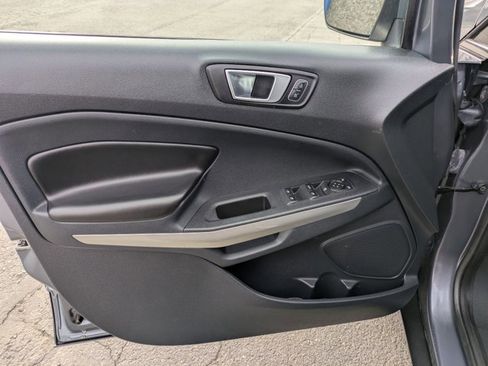 Used 2018 Ford EcoSport Titanium image 10