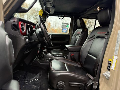 Used 2020 Jeep Gladiator Rubicon image 16