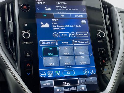 Used 2024 Subaru Crosstrek 2.0i Premium image 18