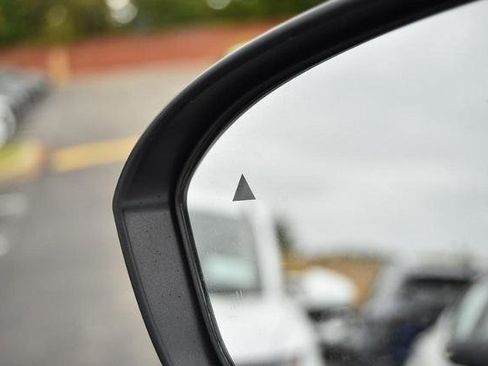 New 2026 Nissan Kicks SR w/ SR Premium Package image 10