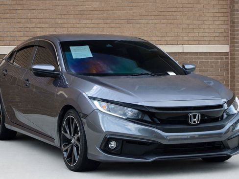 Used 2019 Honda Civic Sport image 4