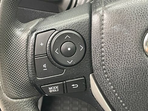 Used 2015 Toyota Corolla LE FWD image 32