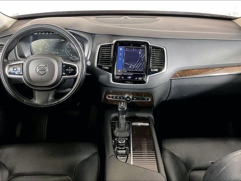 Used 2016 Volvo XC90 T6 Momentum w/ Momentum Plus Package AWD/4WD image 15