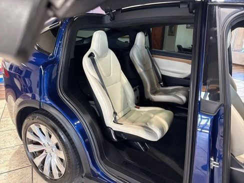 Used 2020 Tesla Model X Performance image 20