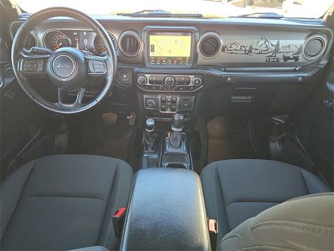 Used 2021 Jeep Gladiator Willys image 9