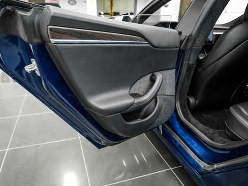 Used 2023 Tesla Model S AWD/4WD image 37