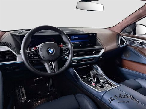 Used 2023 BMW XM AWD/4WD image 29