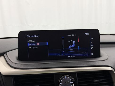 Used 2022 Lexus RX 350L Premium image 24