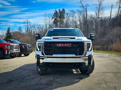 New 2026 GMC Sierra 2500 Pro w/ Convenience Package image 9