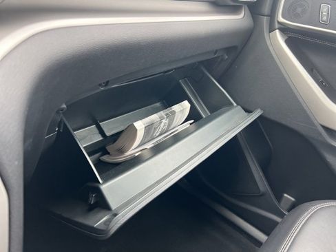 Certified 2022 Ford Explorer XLT w/ Equipment Group 202A image 17