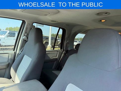 Used 2004 Ford Expedition XLT RWD image 10