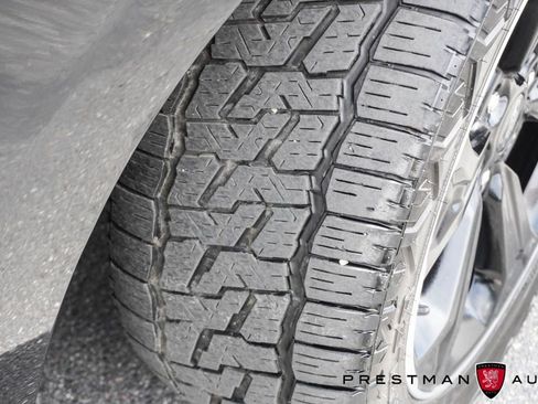 Used 2023 Ford Expedition Max Limited AWD/4WD image 16