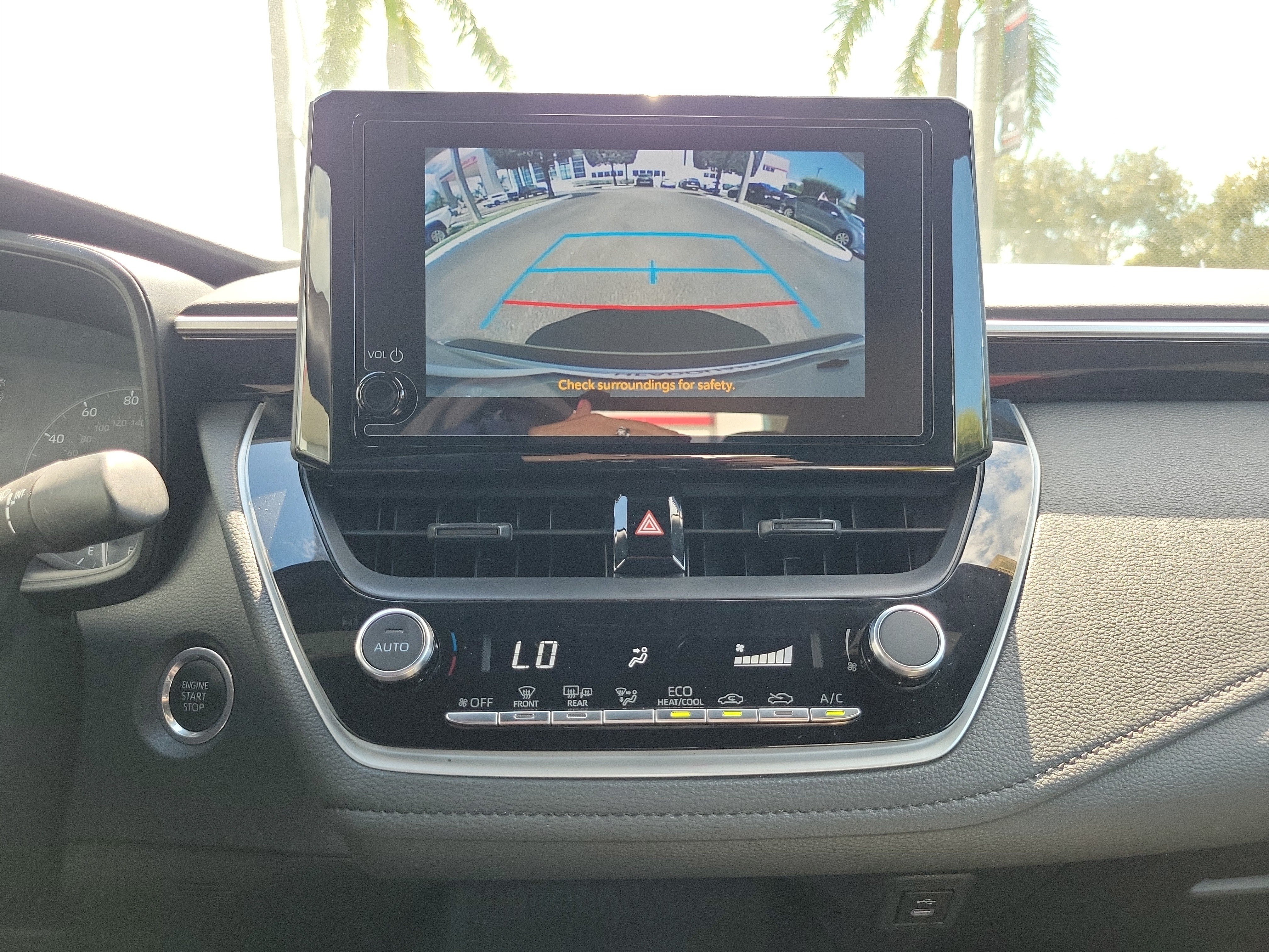 Used 2024 Toyota Corolla SE FWD image 27
