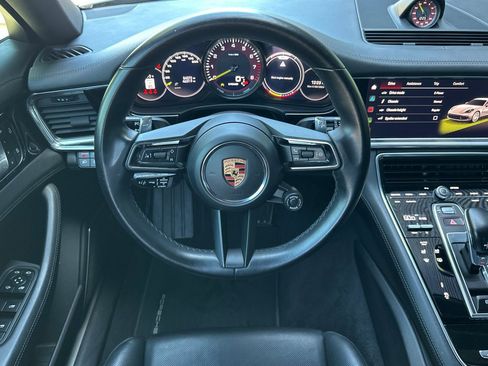 Certified 2022 Porsche Panamera 4S AWD/4WD image 16