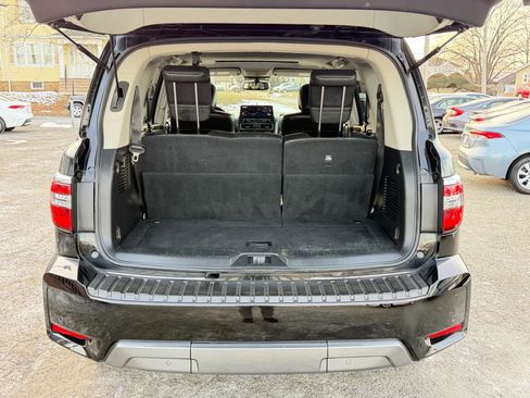 Used 2021 Nissan Armada SL w/ Captain's Chairs Package image 35
