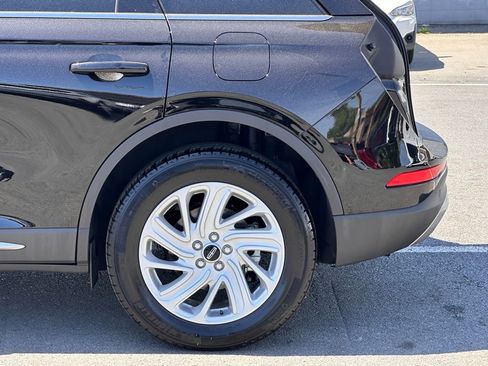 Used 2025 Lincoln Corsair FWD image 48