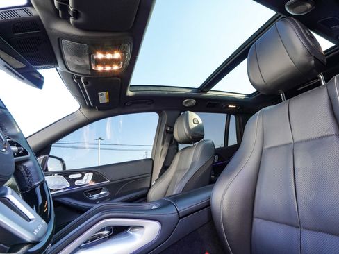 Used 2023 Mercedes-Benz Maybach GLS 600 Maybach GLS 600 image 39