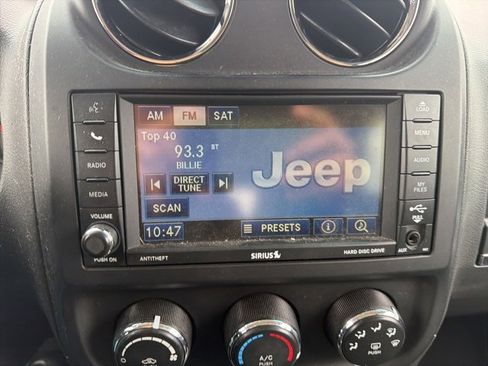 Used 2012 Jeep Patriot Latitude image 40