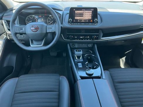 New 2026 Nissan Rogue SV AWD/4WD image 3