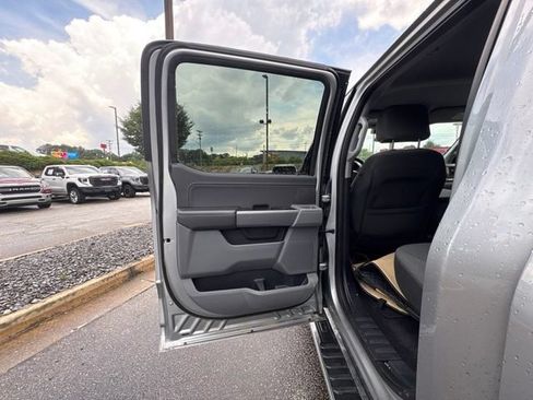 Used 2025 Ford F150 XLT w/ Equipment Group 301A Standard AWD/4WD image 13