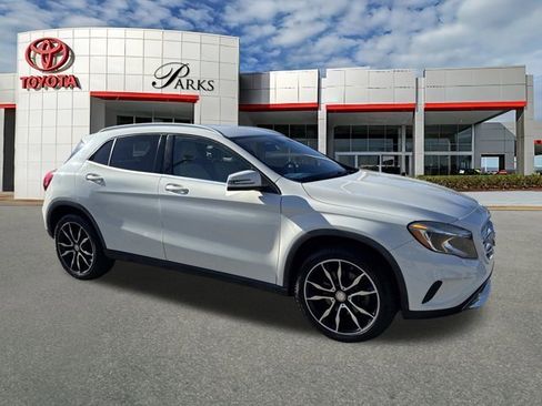 Used 2015 Mercedes-Benz GLA 250 4MATIC image 1