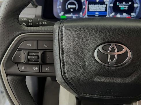 New 2026 Toyota 4Runner Trailhunter image 16