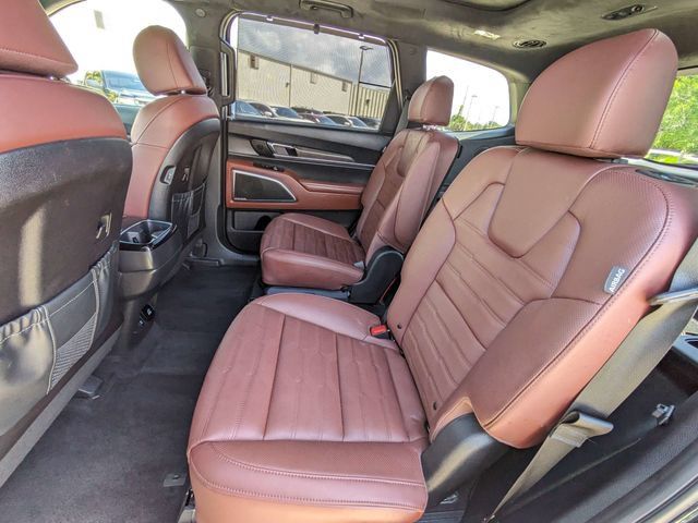 Used 2025 Kia Telluride SX Prestige AWD/4WD image 15