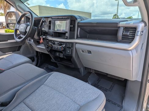 Used 2024 Ford F250 XL w/ STX Appearance Package AWD/4WD image 16
