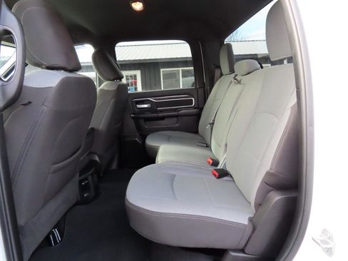 Used 2024 RAM 2500 Big Horn AWD/4WD image 44