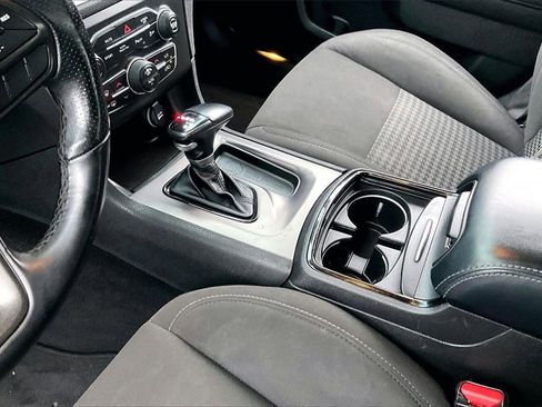 Used 2022 Dodge Charger R/T w/ Blacktop Package image 12