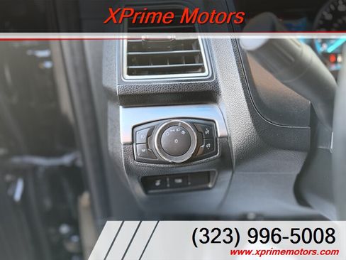 Used 2018 Ford Explorer Sport AWD/4WD image 22