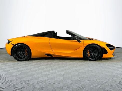 Used 2022 McLaren 720S Performance RWD image 4