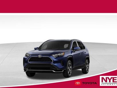 New 2025 Toyota RAV4 SE