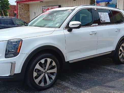 Used 2020 Kia Telluride S image 3