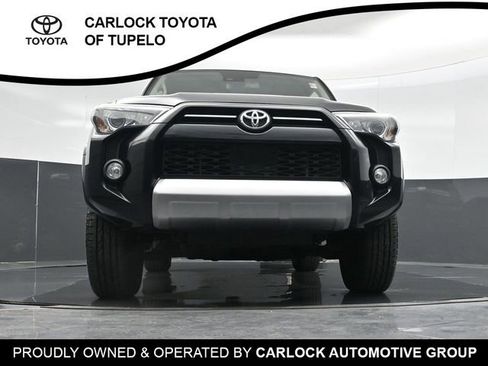 Used 2020 Toyota 4Runner TRD Off-Road AWD/4WD image 43