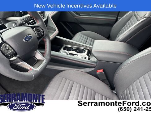 Used 2026 Ford Explorer ST-Line w/ ST-Line Street Pack AWD/4WD image 11