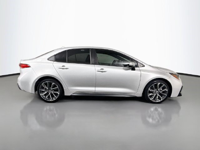 Used 2020 Toyota Corolla SE FWD image 11