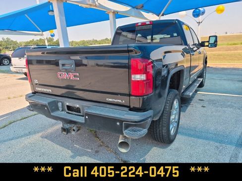 Used 2017 GMC Sierra 2500 Denali w/ Duramax Plus Package AWD/4WD image 10