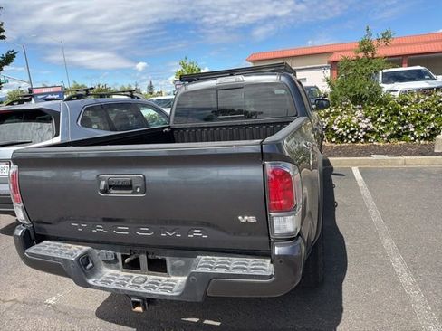 Certified 2023 Toyota Tacoma TRD Off-Road w/ Advanced Technology Package AWD/4WD image 11