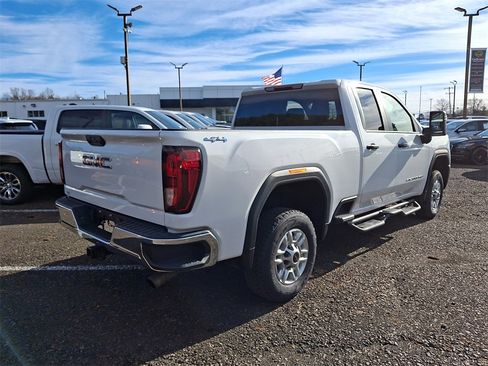 Used 2024 GMC Sierra 2500 Pro w/ Convenience Package image 6