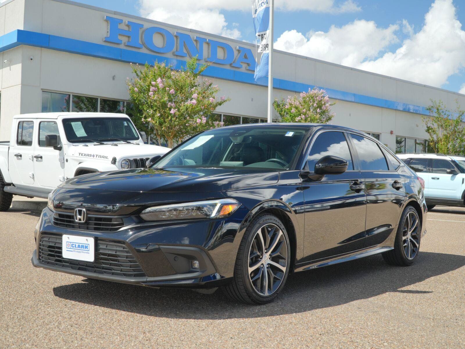Used 2024 Honda Civic Touring image 1